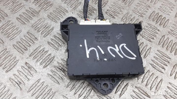 Блок комфорта Toyota Prius