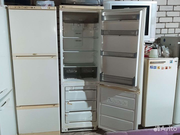 Холодильник бу. Склад мебели бу