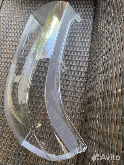 Стекло фары Freelander 2 2014