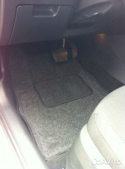Коврики для Octavia A7 (резиновые и ворс)