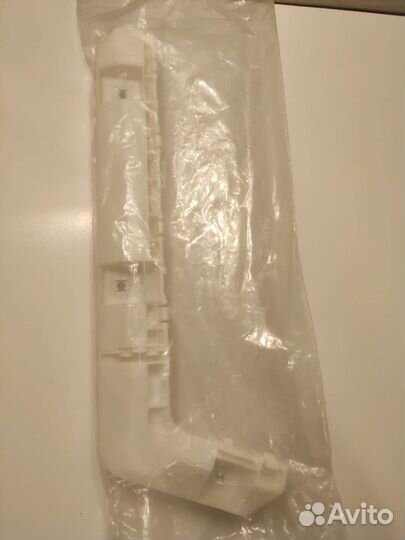 Кронштейн бампера заднего Renault Koleos