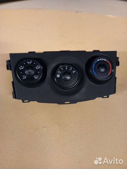 Тойота Королла Е150 блок управления кондиционером