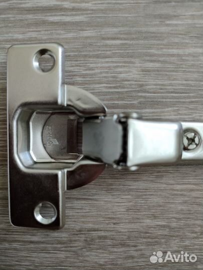 Петля мебельная новая