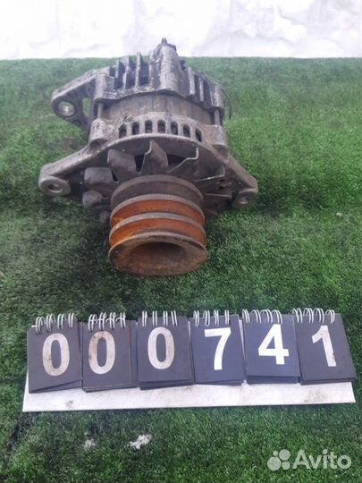 Генератор Isuzu Elf 4HF1 1993