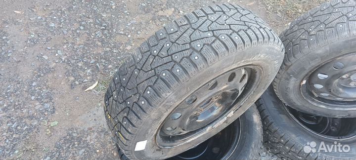 Pirelli Ice Zero 185/65 R15 92T