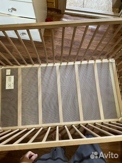 Детская кроватка