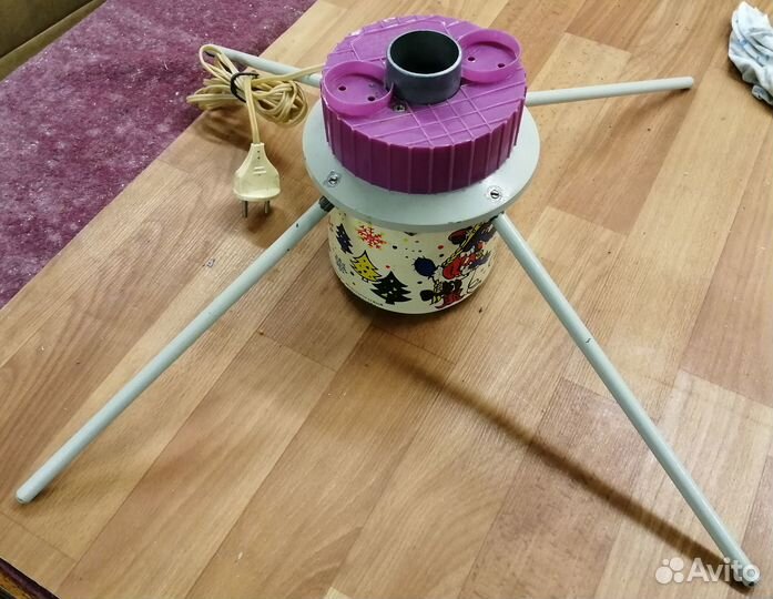 Поворотная платформа для ёлки с розетками к гирл