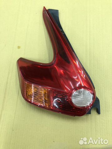 Задний левый фонарь nissan juke