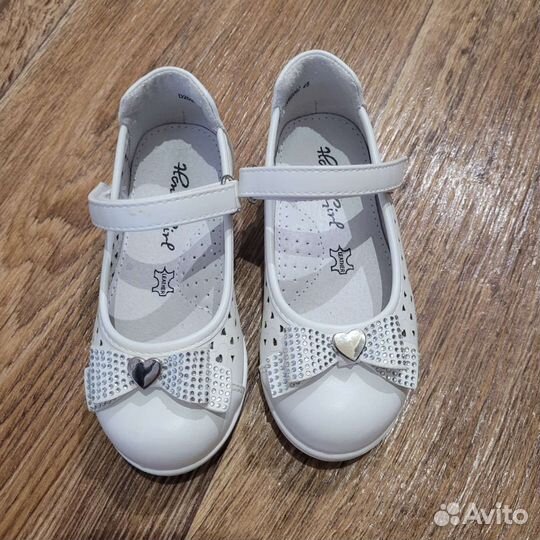 Туфли для девочки 25р