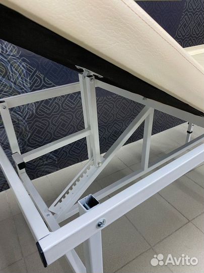 Кушетка стационарная