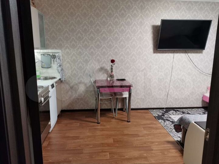 1-к. квартира, 33 м², 1/4 эт.