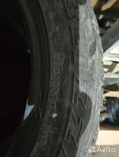 Michelin X-Ice North 4 255/55 R19