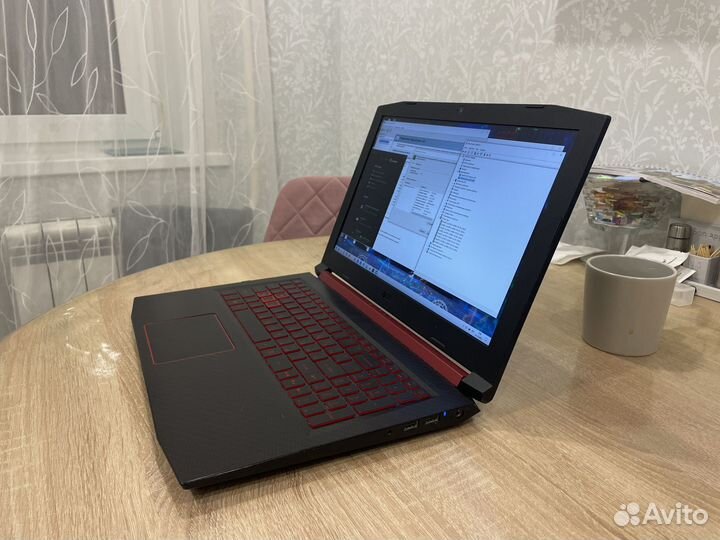 Acer nitro 5 GTX 1050 4GB/ i5 8300 2,3 GHz/ 16GB