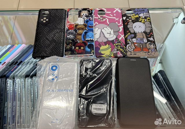 Чехлы и защитные стекла на Honor 50