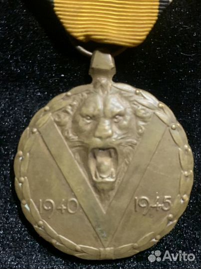 Медаль в память войны 1940-1945. С мечами. Бельгия