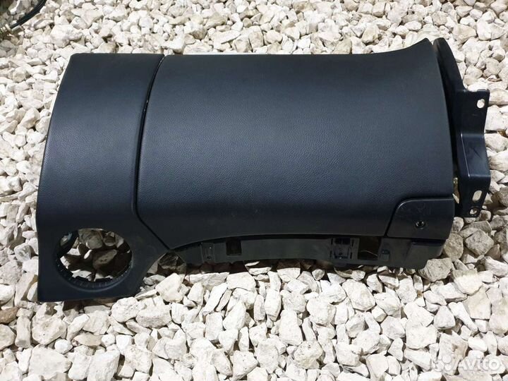 Бардачок Mercedes-Benz CLS 219