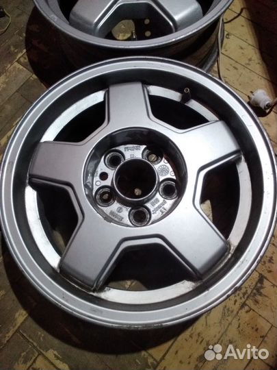 Диски 2шт.для Вольво 740, 940