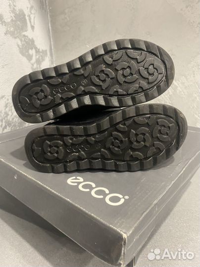 Демисезонные сапоги на девочку ecco 28 р