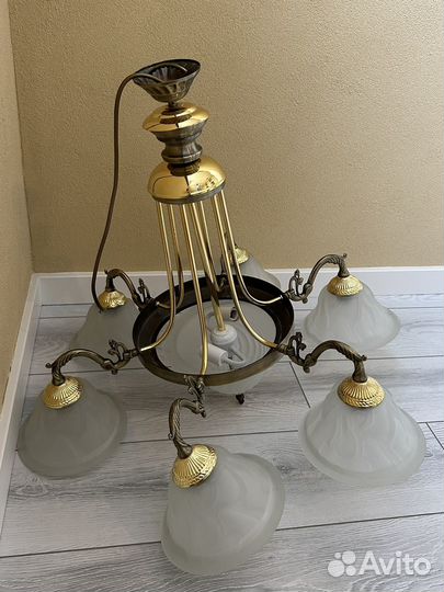 Люстра потолочная