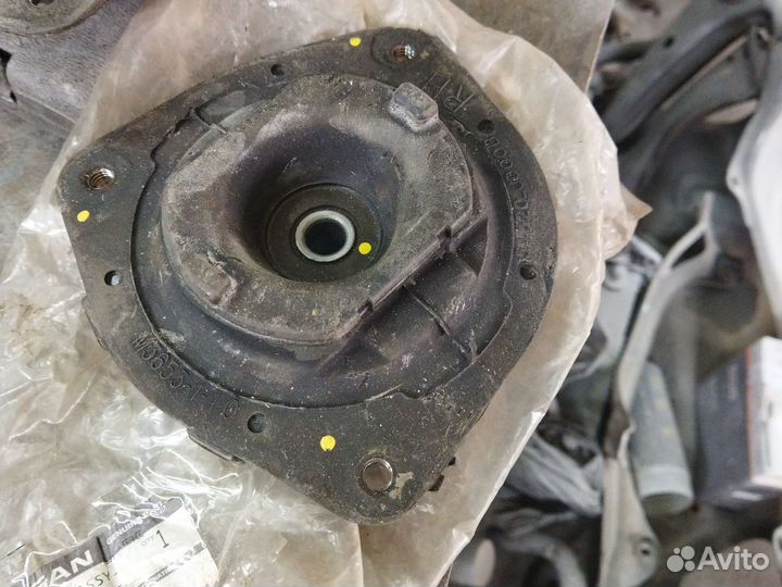 Опора стойки Ниссан