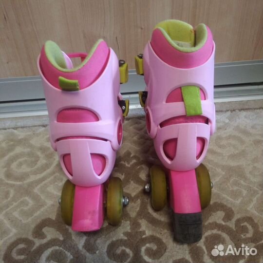 Роликовые коньки