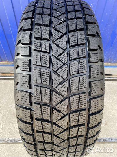 Tourador Winter Pro TSS1 235/55 R18