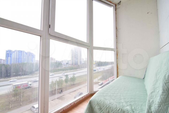 2-к. квартира, 50 м², 4/17 эт.