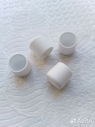 Наконечники/протекторы для мебельных ножек 16мм