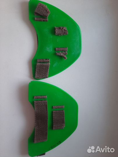 Лопатки плавца