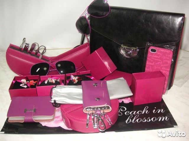 Флешка - кулон на 4 гб новая на шнуре