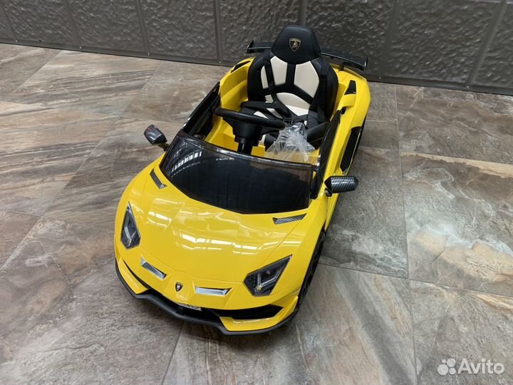 Детский электромобиль