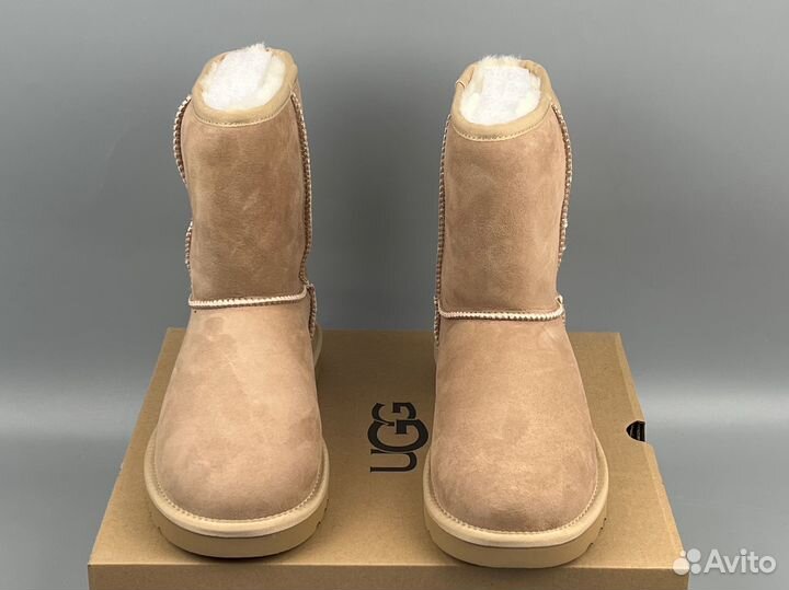 Ugg Classic Short II Sand