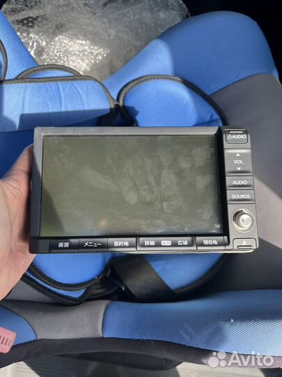 Штатная магнитола на Honda freed spike