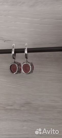 Серебряные серьги с натуральными камнями Султанит