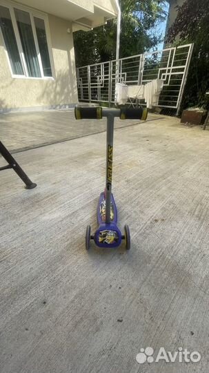 Самокат детский трехколесный