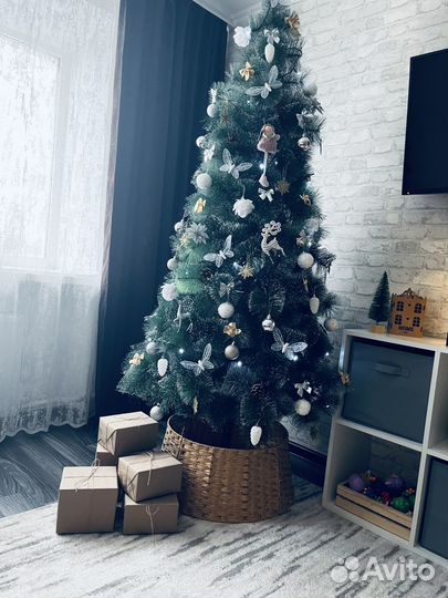 Ель искуственная 210