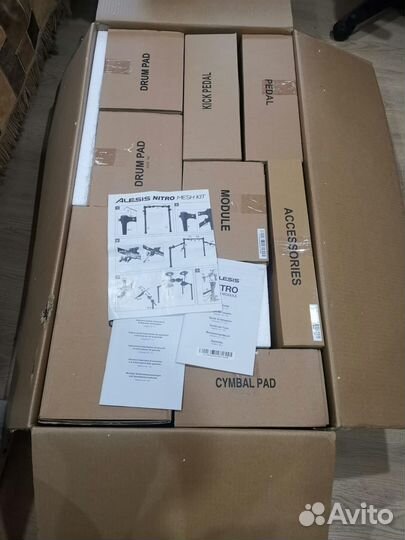 Барабанная установка Alesis Nitro Mesh Kit