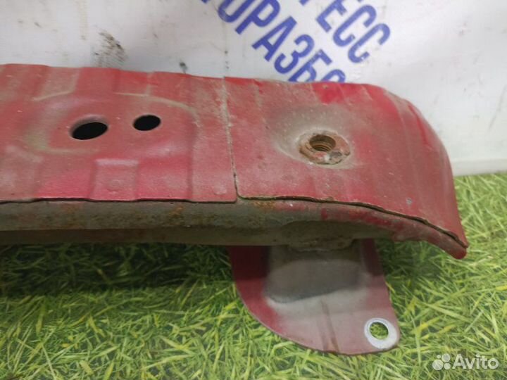 Усилитель бампера задний Volvo S40 седан 1.6