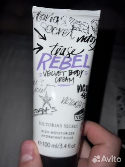 Гель для душа и лосьон для тела от Victoria secret