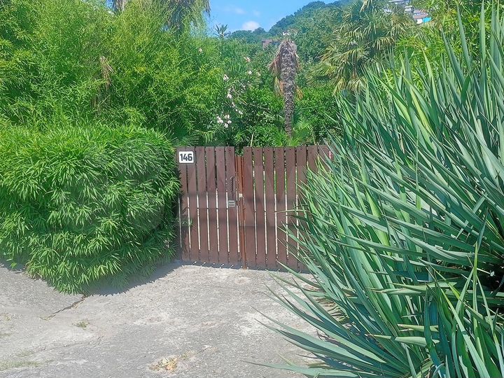 Комната 12 м² в 4-к., 2/2 эт.