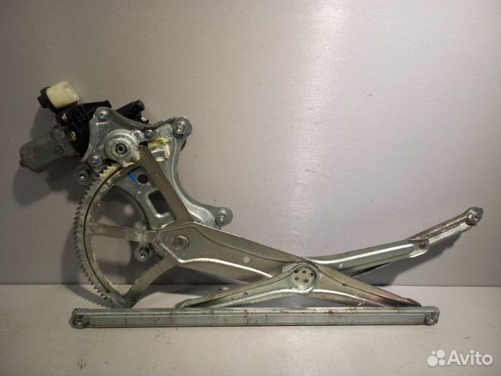 Стеклоподъемник передний правый Mitsubishi Pajero