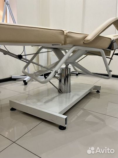 Кушетка косметологическая
