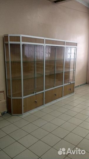 Стеклянные витрины из алюминиевого профиля