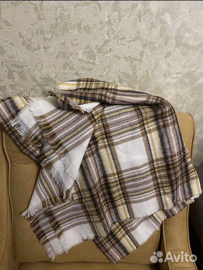 Шарф (палантин) в клетку H&M