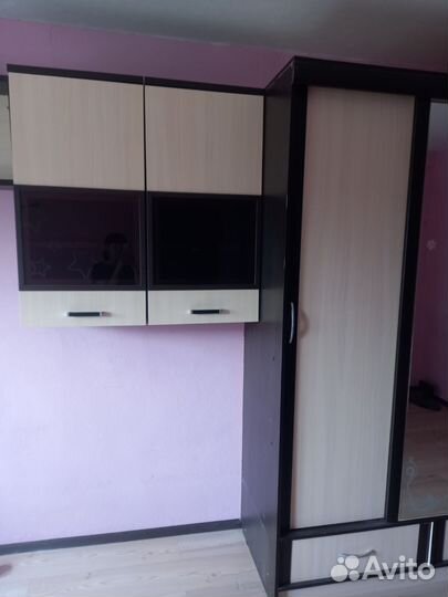 Шкаф с зеркалом и угловой