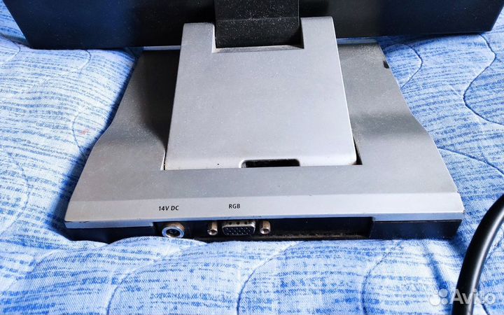 Монитор Samsung SyncMaster 152s