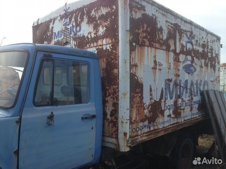 Газ 3307 в разборке