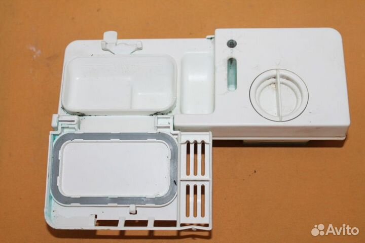 Диспенсер (дозировочное устройство) Ariston, Indes