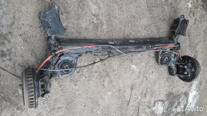 Nissan almera G15.ларгус. балка задняя