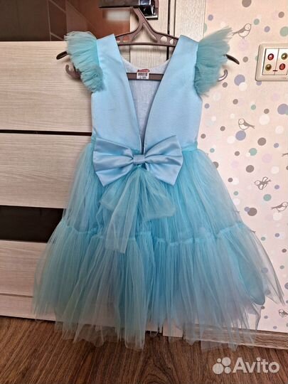 Платье праздничное на девочку 122